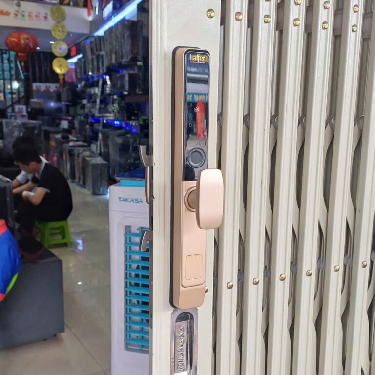 Khóa cửa lùa